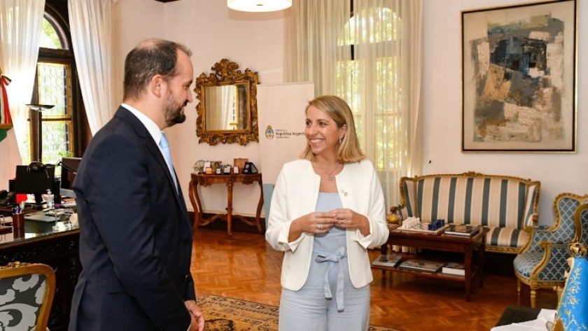 El impulso a las exportaciones entrerrianas, eje de las gestiones de la vicegobernadora Stratta en Italia