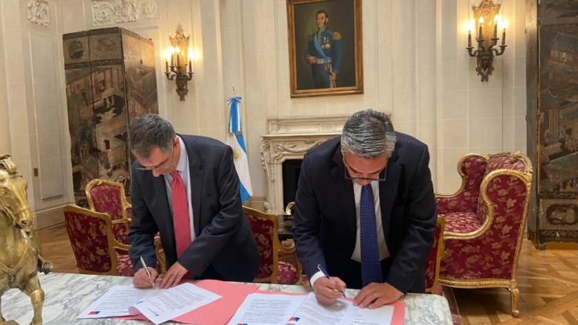 Argentina y Chile avanzan en la coordinación antártica