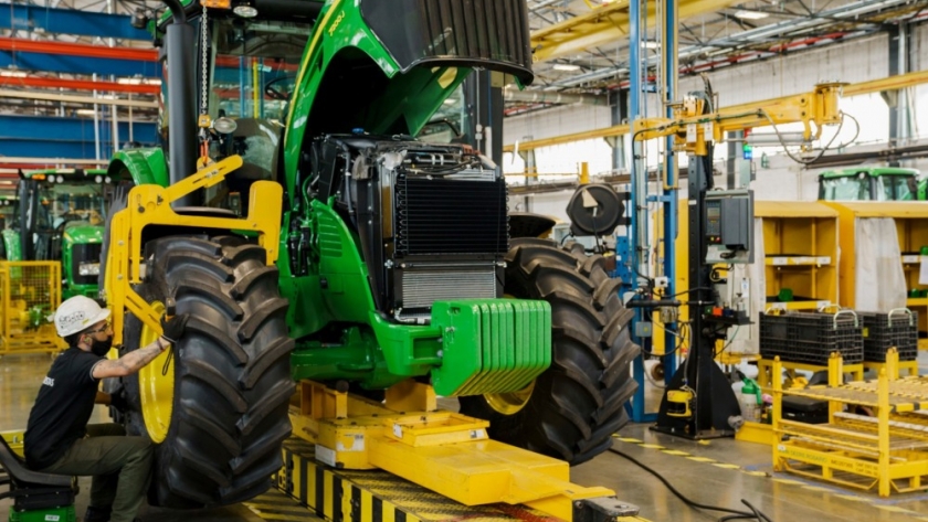 Las ventas de maquinaria agrícola cayeron un 27% en el primer semestre del 2024