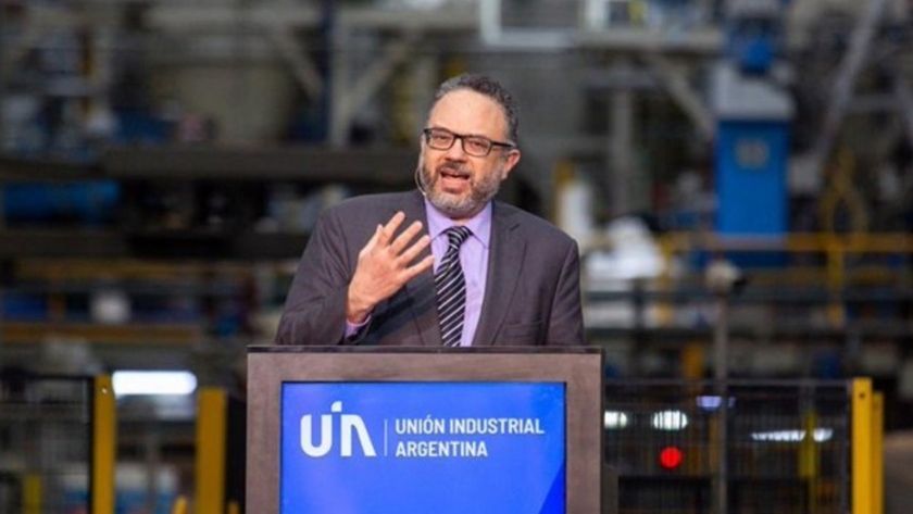 Kulfas anunció medidas para el desarrollo industrial del país