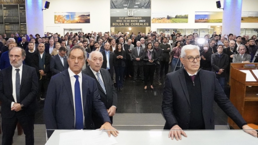 Scioli y Domínguez anunciaron más financiamiento para fortalecer la competitividad de la cadena avícola