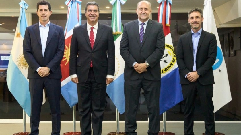 Capitanich participó de la presentación del plan director de bajos submeridionales
