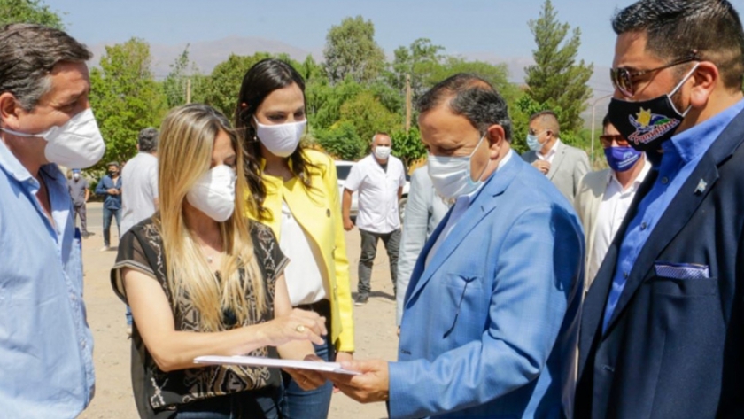 Quintela reconoció la tarea diaria de los trabajadores del IPALAR en Famatina
