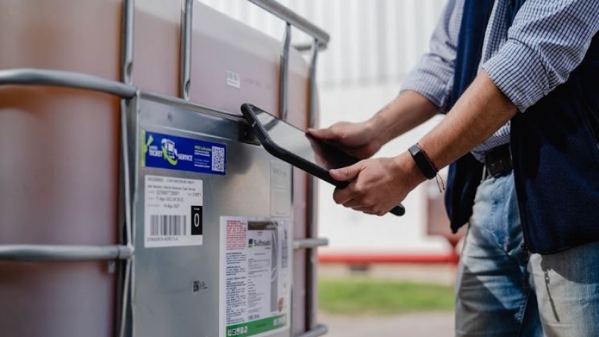 Syngenta revoluciona la industria con su envase reutilizable de mil litros que reduce drásticamente el consumo de plástico