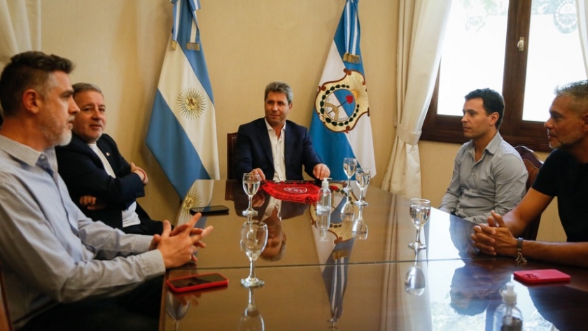 El gobernador recibió al presidente del Club Atlético Independiente