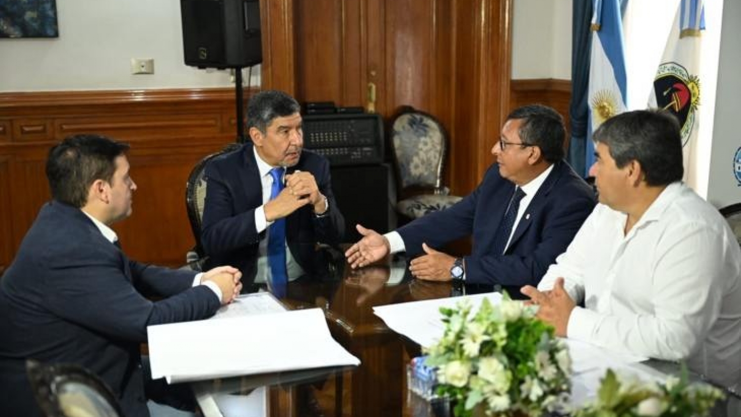 Impulsan obras clave en comunas del interior tucumano con foco en agua y vialidad