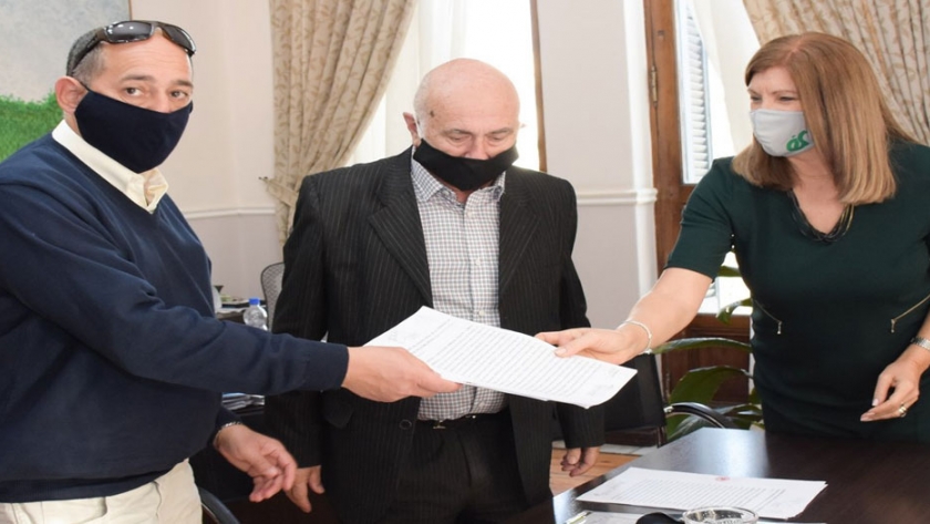 Entregaron dos nuevas matrículas a cooperativas entrerrianas