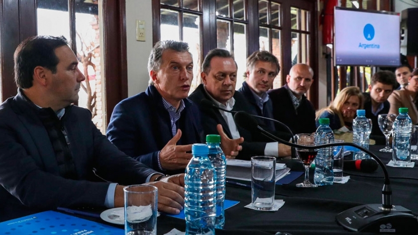 Macri: "El turismo es el arma secreta que tenemos los argentinos para desarrollar el país federal"