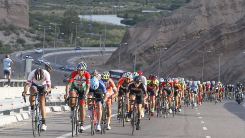 Ciclismo: el Tour del Sol convocará a más de 400 ciclistas