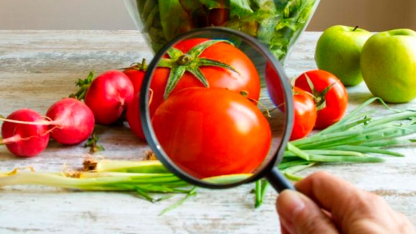 ¿Cuáles son las frutas y verduras con más pesticidas?