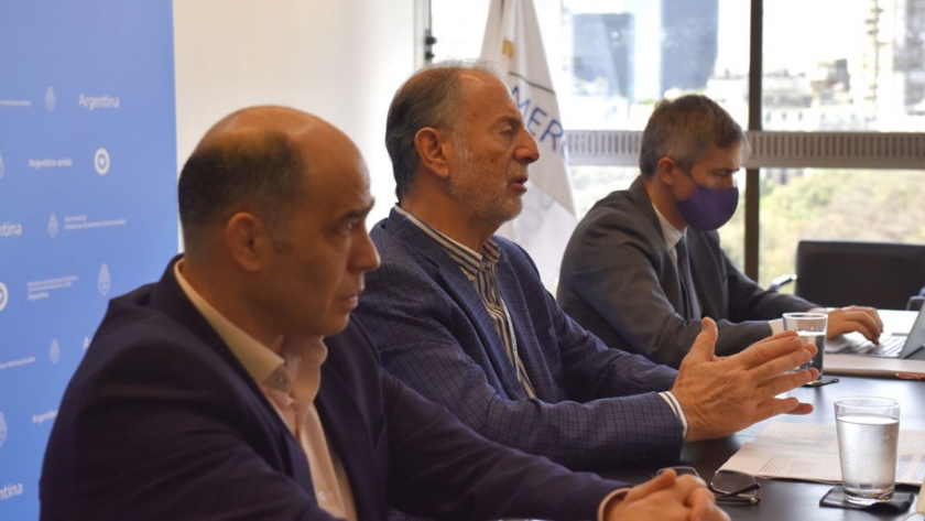Reunión virtual con Santa Fe por ofertas de servicios e inversiones para acuerdos comerciales