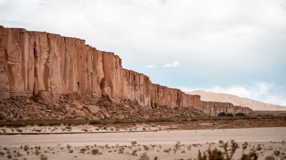 Barrancas, el pueblo jujeño con arte rupestre y paisajes únicos para las vacaciones de invierno