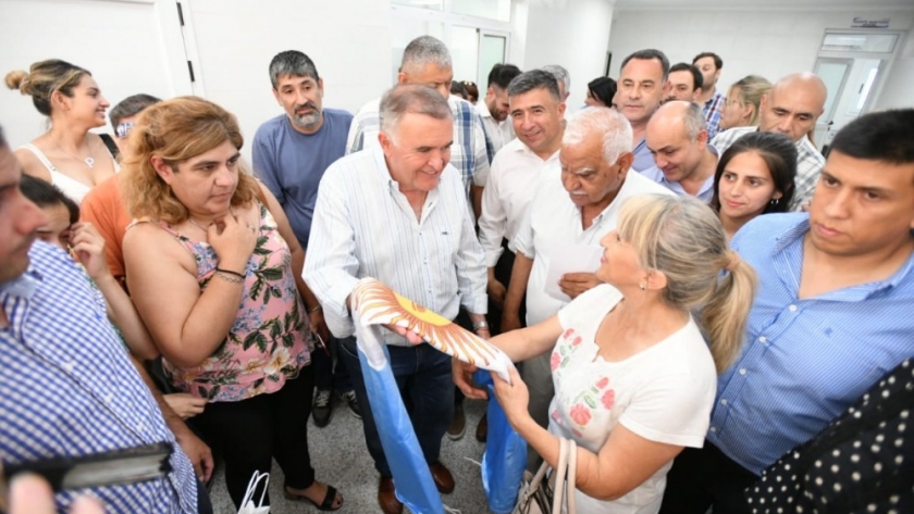 Jaldo inauguró un moderno CAPS en el Barrio Municipal de Concepción