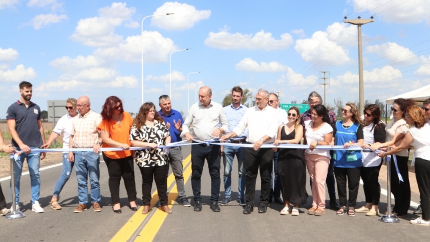 Perotti inauguró las obras de pavimentación de la Ruta Provincial Nº 63