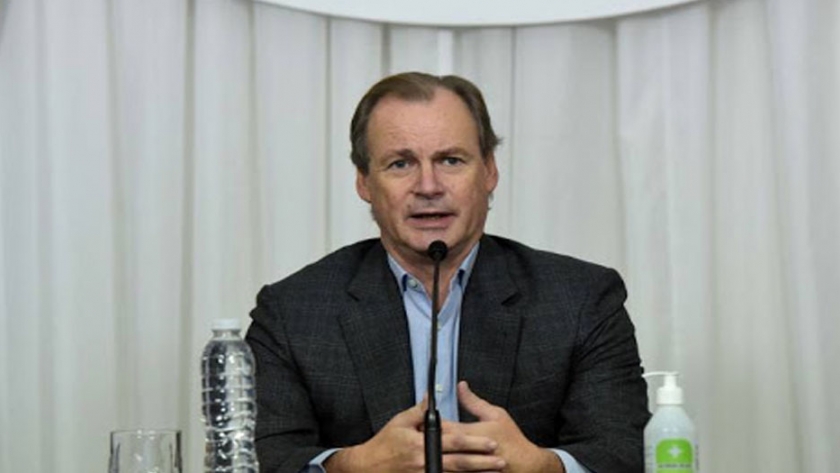 La provincia autorizó el funcionamiento de comercios minoristas y oficios