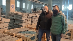 El ministro de Producción recorrió una empresa que exporta sus productos a países de todo el mundo