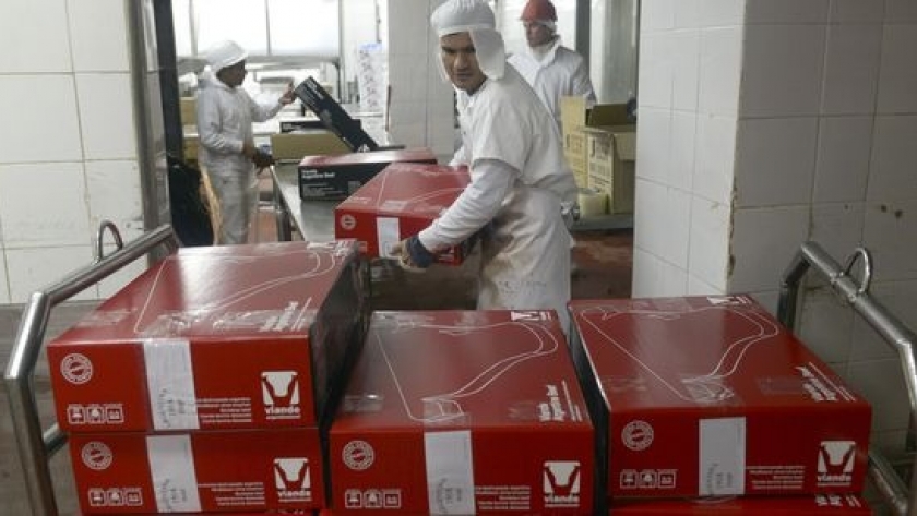 Volvió a caer la exportación de carne