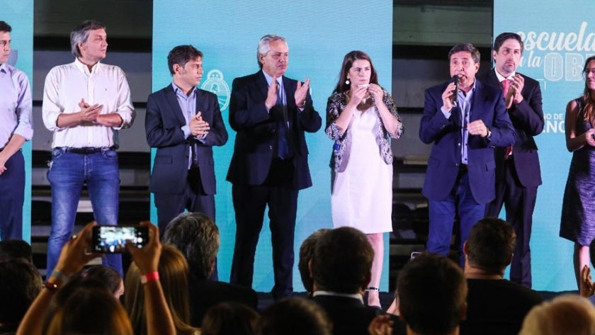 "Para que los chicos puedan estudiar necesitamos colegios dignos"