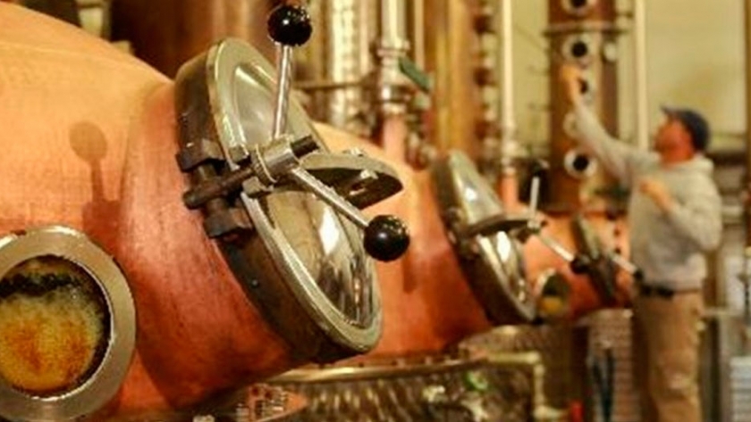 Llegaron a Profarse los primeros 10.000 litros de alcohol de pera