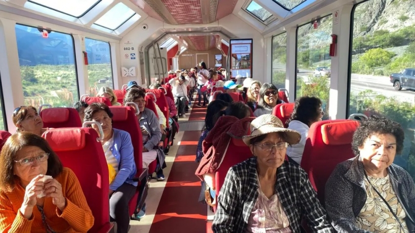 Más jujeños disfrutaron del Tren Solar de la Quebrada