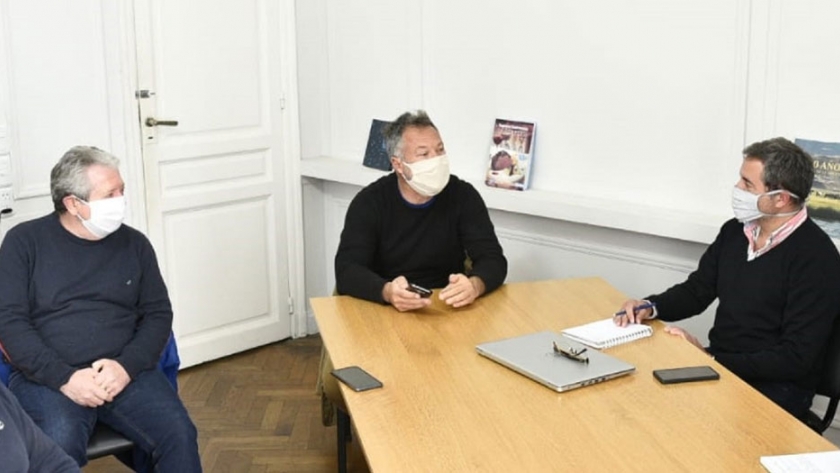 La provincia y referentes de sector turístico entrerriano y santafesino trabajan en un plan de reactivación post pandemia