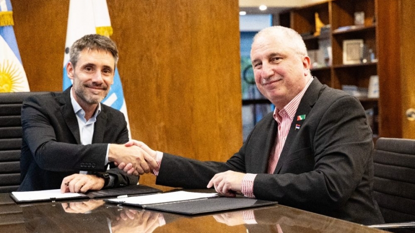 Passalacqua firmó convenio con el cfi para líneas de crédito destinadas a todos los sectores productivos