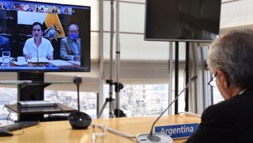 Solá en el Prosur: "La vacuna contra el Covid-19 debe ser un bien de acceso universal y no un negocio"