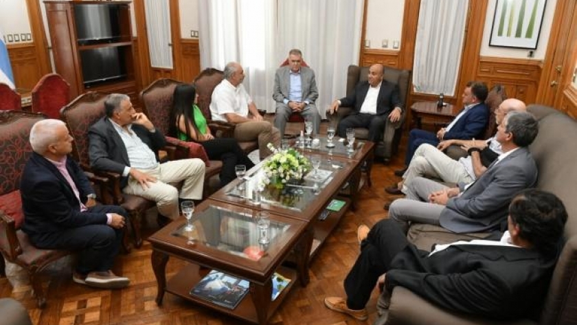 Manzur y Jaldo recibieron a dirigentes de Yerba Buena y Concepción