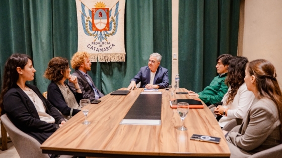 Raúl Jalil encabezó en Catamarca la visita del Secretariado Internacional de EITI para reforzar la transparencia minera