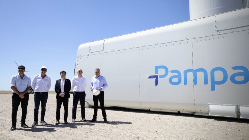 Kicillof recorrió las obras de ampliación del Parque Eólico Pampa Energía IV
