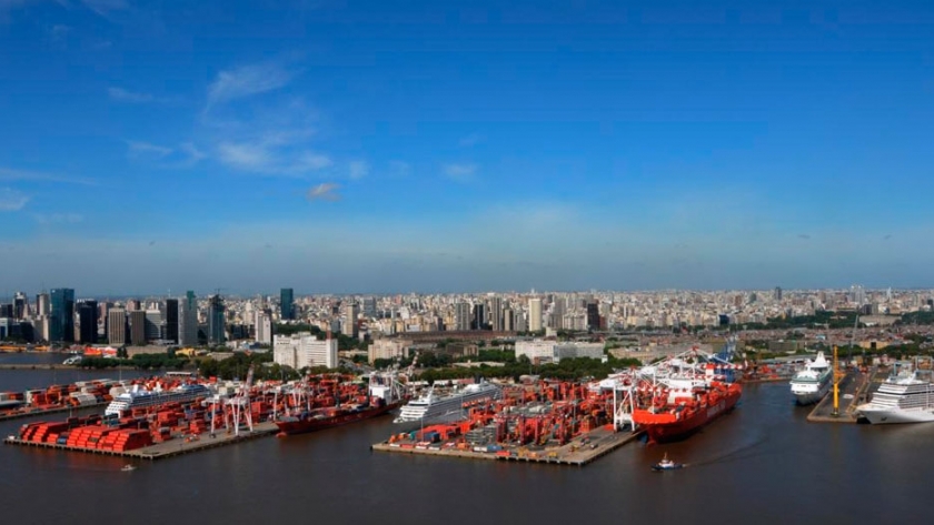 Anuncian obras para modernizar el Puerto de Buenos Aires