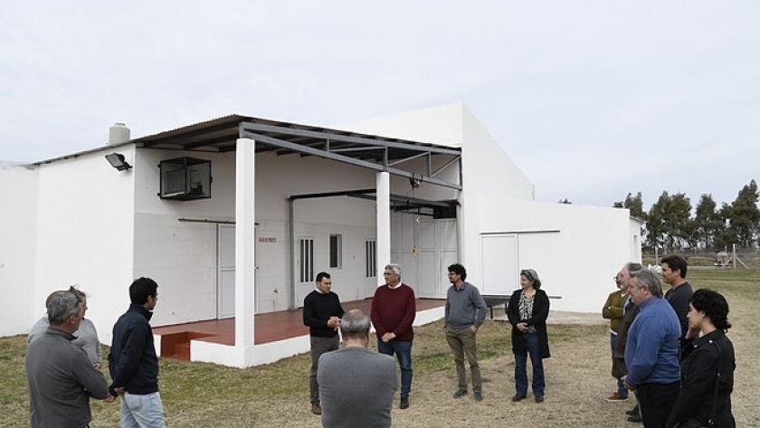 El ministro Javier Rodríguez recorrió el frigorífico municipal de Guaminí