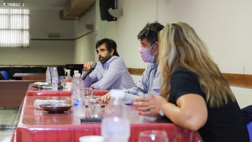 El Presidente de INASE Ing. Joaquín Serrano y el Director Nacional de Articulación Federal, mantuvieron una reunión con CASEM en la ciudad de Rosario