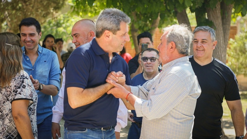 Sergio Uñac votó en Pocito: “La democracia se fortalece con el ejercicio al voto”