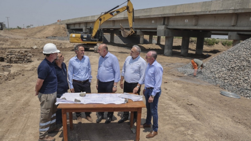 En Santa Fe, Katopodis y Perotti recorrieron la obra de transformación en autopista de la Ruta Nacional N° 34