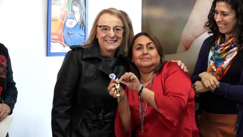 Alicia inauguró la nueva sede del Sindicato de Amas de Casa de Santa Cruz