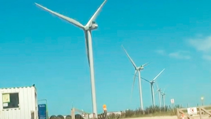 Comienzan a girar las aspas en el parque eólico Vientos de Necochea