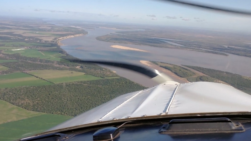 Entre Ríos realiza vuelos de inspección y relevamiento con medios propios en la zona de islas del Delta