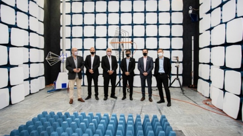 Kicillof y Costa recorrieron el Centro Tecnológico Metalúrgico de Florencio Varela