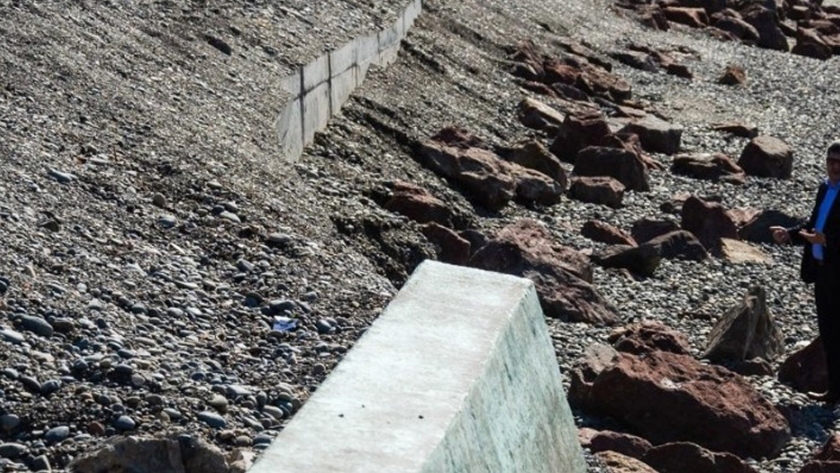 Provincia junto a la municipalidad de Rawson trabajan para refaccionar la rambla de Playa Unión