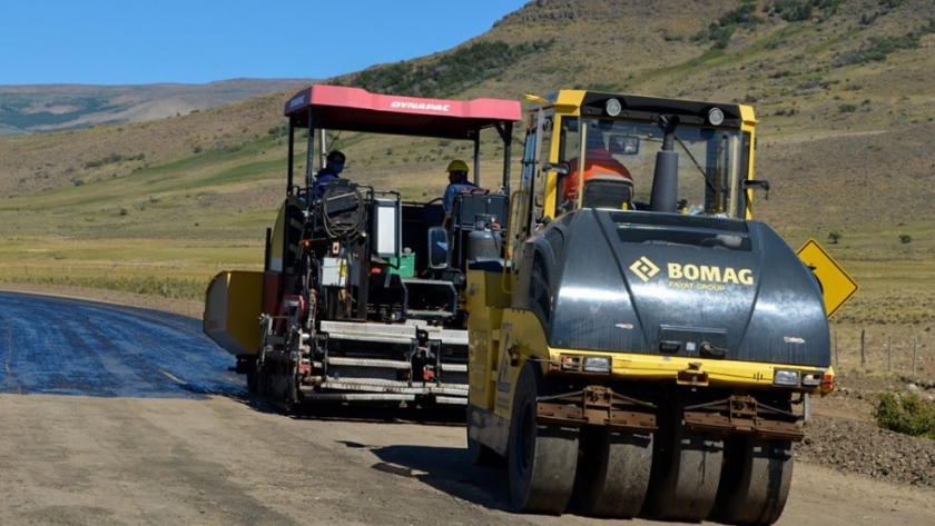 Avanzan diversas obras en rutas de la Provincia