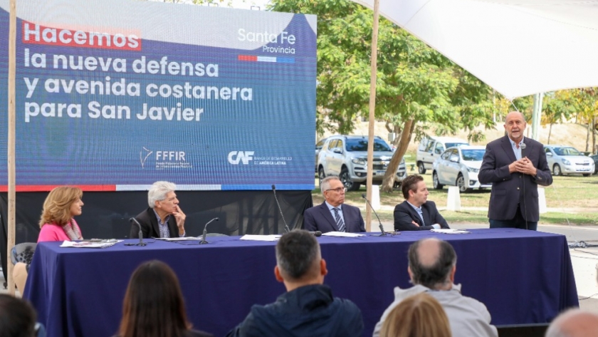 Perotti presidió la licitación de obras de la Nueva Defensa y Avenida Costanera para San Javier