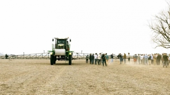 Agroquímicos: Casafe propone crear un veedor para controlar las aplicaciones cerca de zonas urbanas