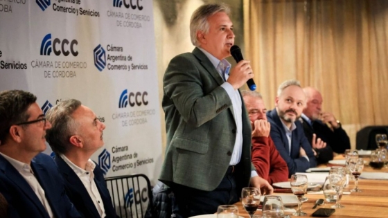 Llaryora reforzó la alianza con el sector comercial y destacó el rol del consumo en la economía cordobesa