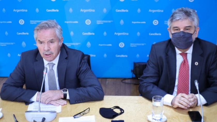 Canciller Solá: “La Argentina en su conjunto rechaza esta pretensión de Chile”