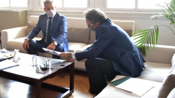 El gobierno del Chubut y el ENOHSA firmaron un convenio para la ampliación de la planta potabilizadora n° 1 de Trelew
