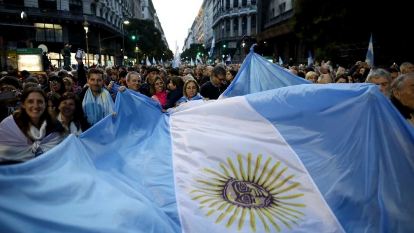 García: “Los peronistas sabemos ponernos en defensa de todos los argentinos y lo vamos a hacer”