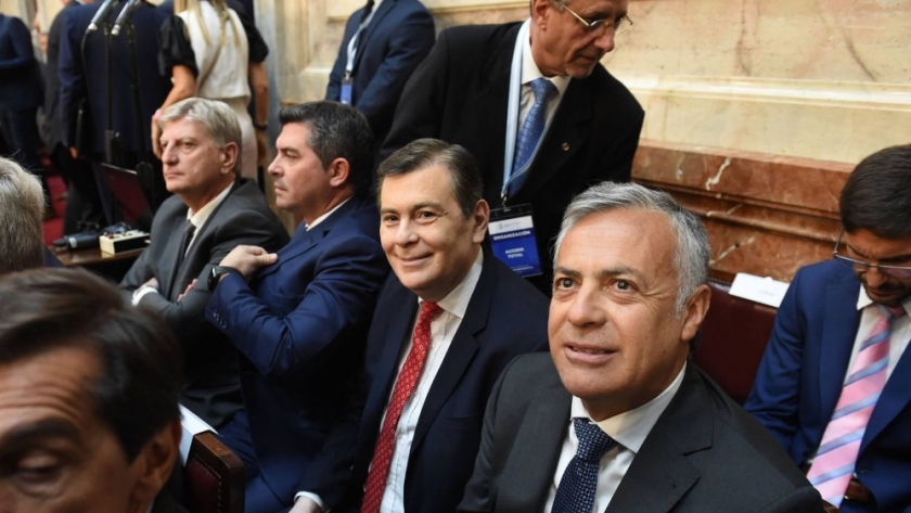 El gobernador Zamora participó en el acto de asunción del presidente Milei