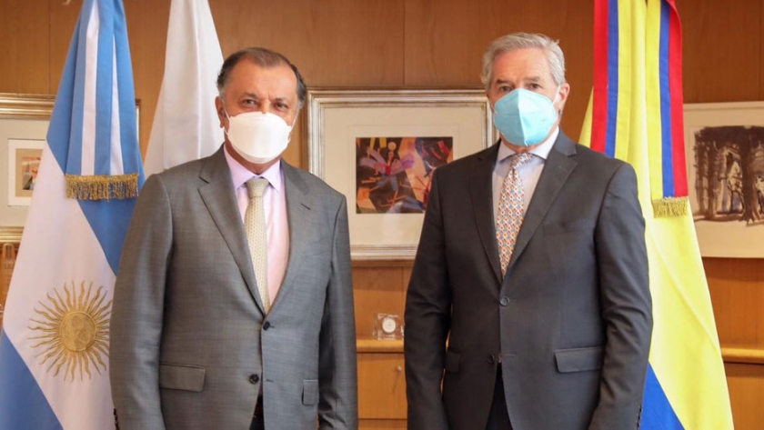 El canciller Felipe Solá se reunió con el embajador de Colombia, Álvaro Pava Camelo
