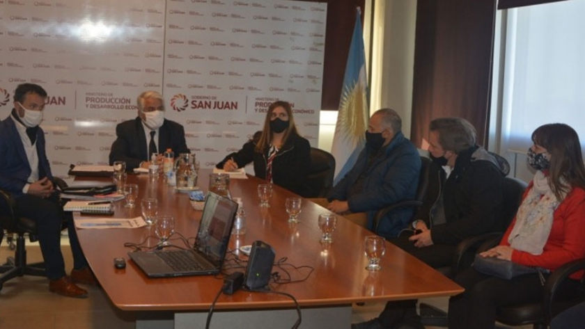 Se conformó la Mesa de Consenso Comercial con la presencia de centros comerciales de San Juan